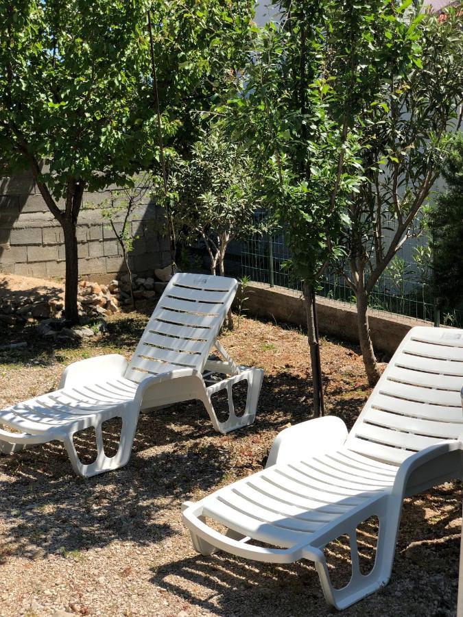 Apartmani Bolero - Obiteljski Odmor Vodice Exterior foto